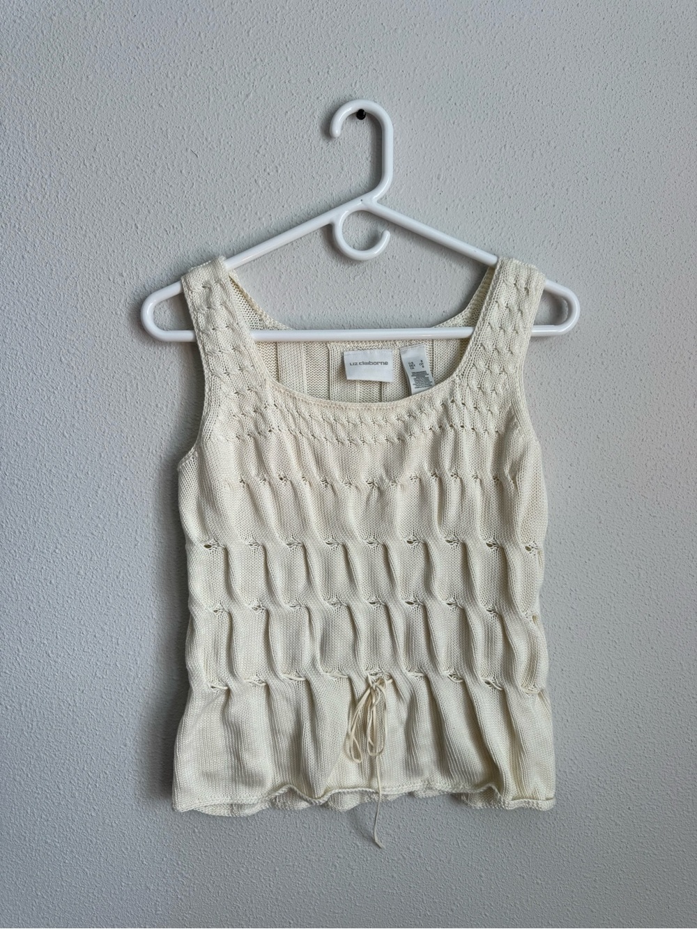 Liz Claiborne Knit Cream Top